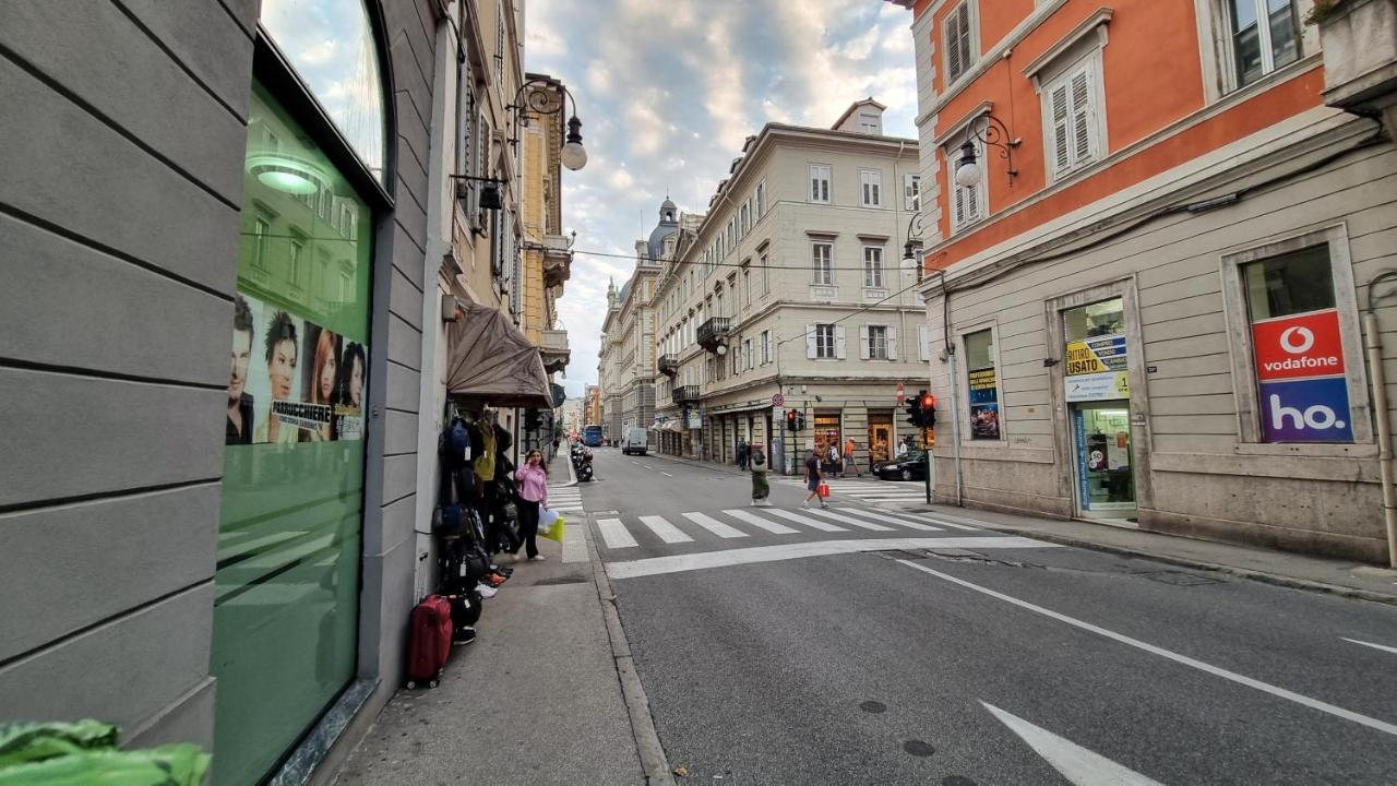 Apartamento Roma 30 - Poema Trieste Exterior foto